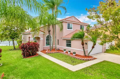 18960 NW 10th St, Pembroke Pines, FL 33029