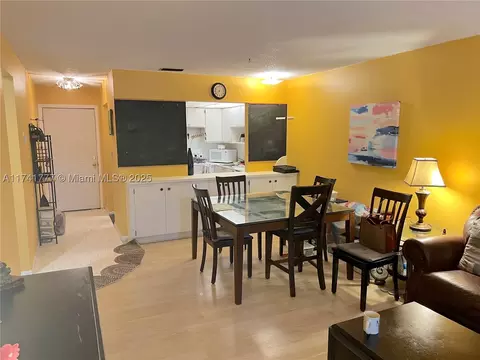 4110 NW 88th Ave #205, Coral Springs, FL 33065