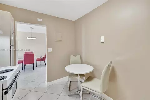 3113 S Ocean Dr #804, Hallandale Beach, FL 33009 photo 21