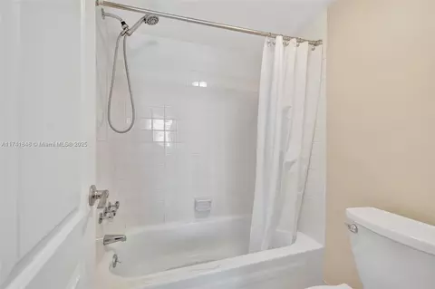 3113 S Ocean Dr #804, Hallandale Beach, FL 33009 photo 25