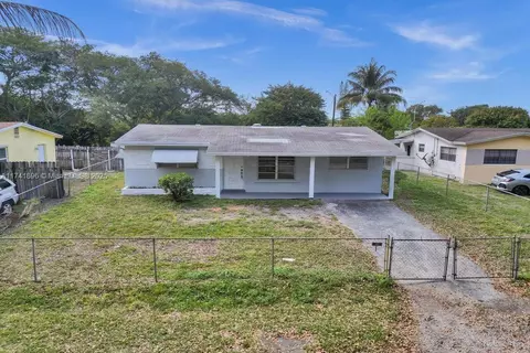2610 N 62nd Ave, Hollywood, FL 33024