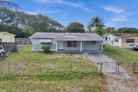 2610 N 62nd Ave, Hollywood, FL 33024