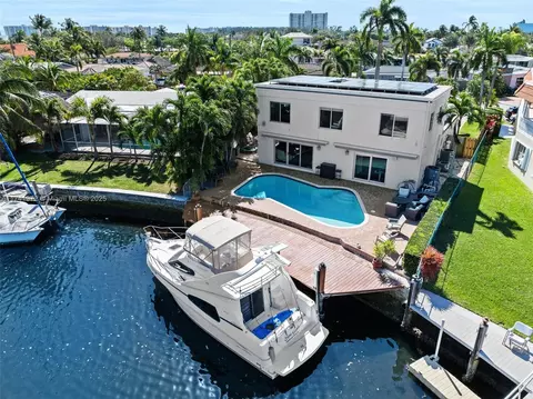 2219 SE 9th St, Pompano Beach, FL 33062