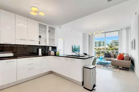 6799 Collins Ave #312, Miami Beach, FL 33141