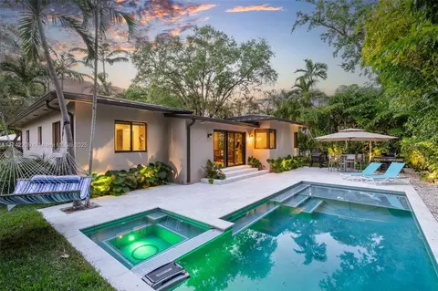 9377 NE 9th Pl, Miami Shores, FL 33138