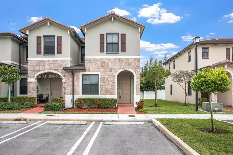 11047 W 32nd Ln, Hialeah, FL 33018