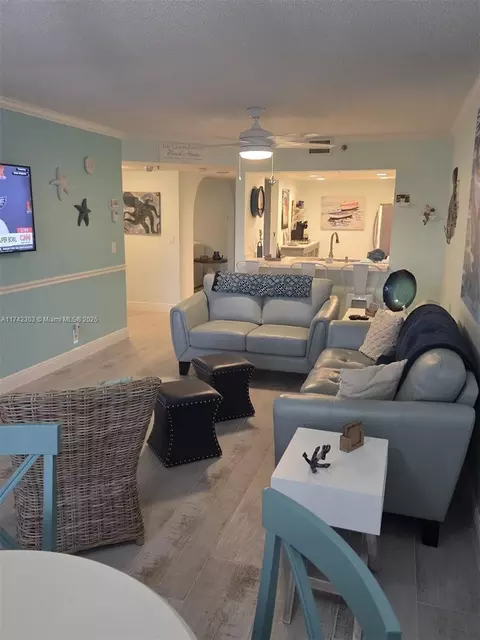 5163 N Highway A1a #118, Hutchinson Island, FL 34949