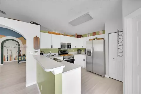 7102 NW 45th Ave, Coconut Creek, FL 33073 photo 11