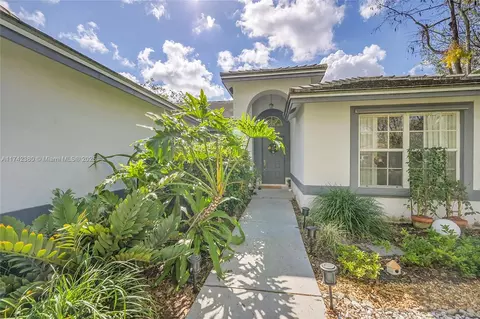 7102 NW 45th Ave, Coconut Creek, FL 33073 photo 4