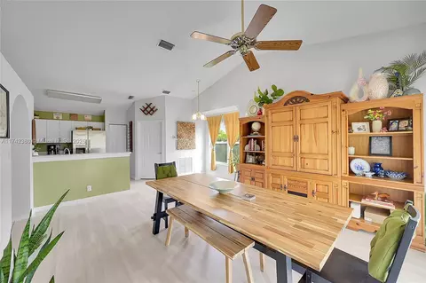 7102 NW 45th Ave, Coconut Creek, FL 33073 photo 18