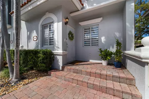 11681 NE 18th Dr #11681, North Miami, FL 33181