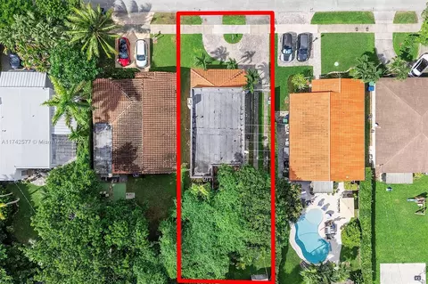 5830 SW 42 Te, Miami, FL 33155 photo 2