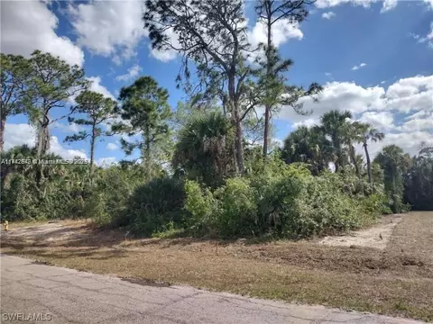 531 Glendale Ave Banyan Vlg, La Belle, FL 33935