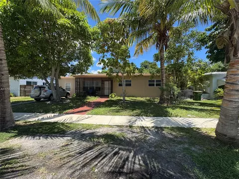 1445 NE 136th St, North Miami, FL 33161