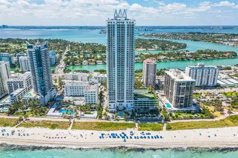 6365 Collins Ave #4407, Miami Beach, FL 33141