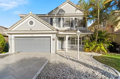 5748 S Plum Bay Pkwy, Tamarac, FL 33321