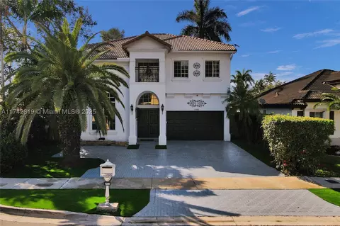 15200 SW 10th St, Miami, FL 33194