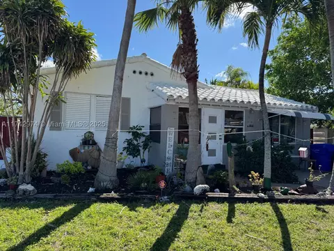 1812 Scott St, Hollywood, FL 33020