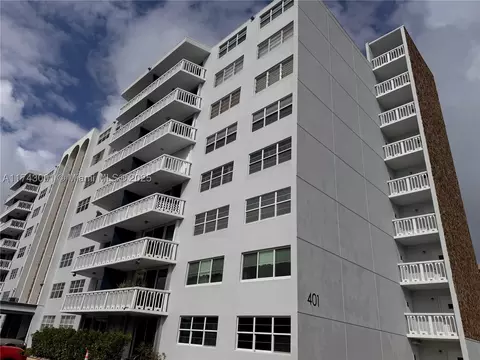401 NE 14th Ave #608, Hallandale Beach, FL 33009