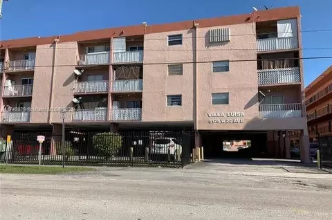6175 W 20th Ave #205, Hialeah, FL 33012