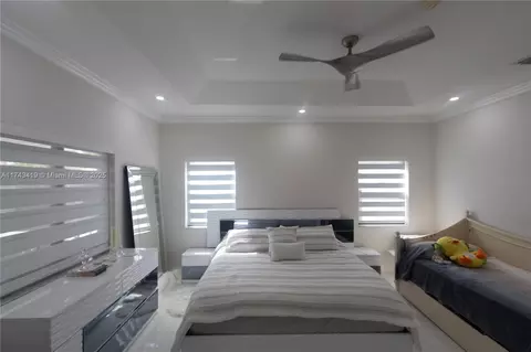 Bedroom - 7005 W 5th Ave, Hialeah, FL 33014 photo 3 of 4