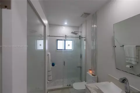 Bath - 7005 W 5th Ave, Hialeah, FL 33014 photo 1 of 3