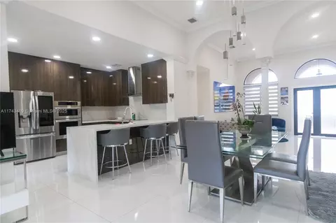 Other - 7005 W 5th Ave, Hialeah, FL 33014 photo 1 of 3