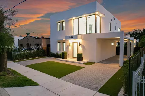 550 NW 42nd St, Miami, FL 33127