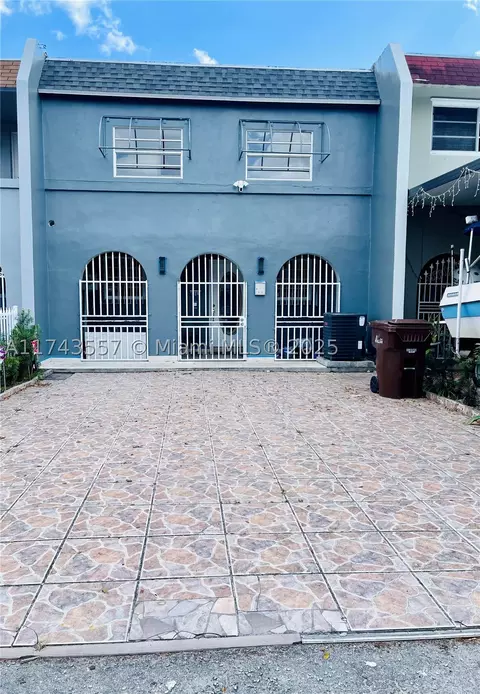 6985 W 2nd Ln, Hialeah, FL 33014 photo 1