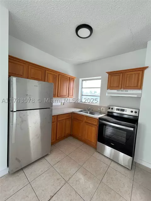 20520 NW 15th Ave #226, Miami Gardens, FL 33169