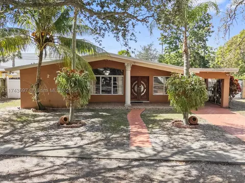 212 S 57th Way, Hollywood, FL 33023
