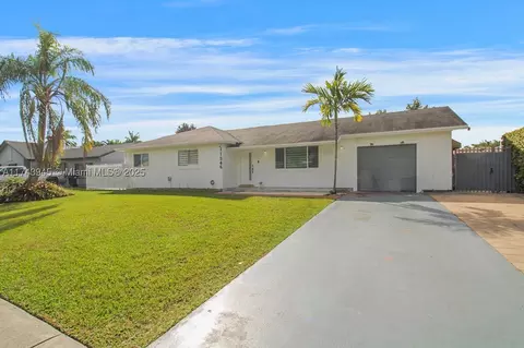 11546 SW 170th St, Miami, FL 33157