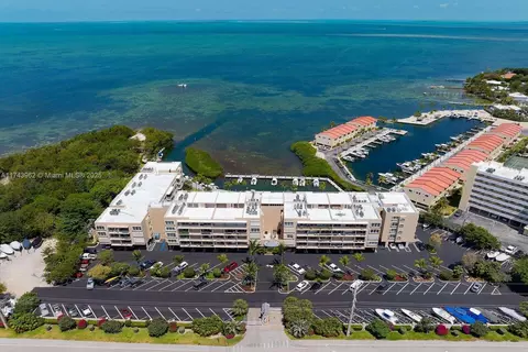 88500 Overseas Hwy #329, Tavernier, FL 33070