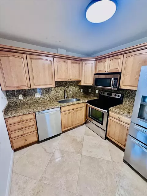 140 S Cypress Rd # 128, Pompano Beach, FL 33060