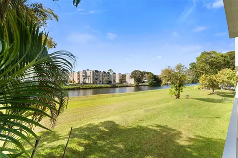 7720 Camino Real #E211, Miami, FL 33143