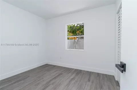 805 Sultan Ave, Opa Locka, FL 33054 photo 12