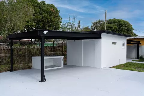805 Sultan Ave, Opa Locka, FL 33054 photo 14