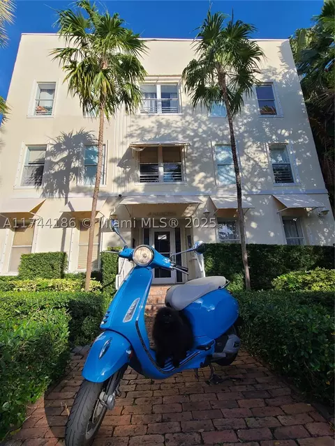 1521 Lenox Ave #303, Miami Beach, FL 33139