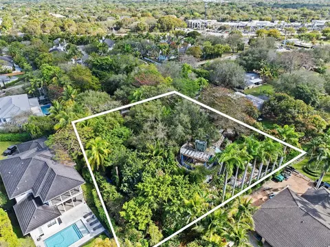 11012 SW 80th Ave, Miami, FL 33156