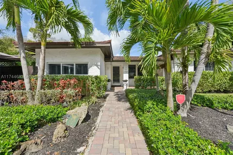 1785 NE 137th Ter, North Miami, FL 33181