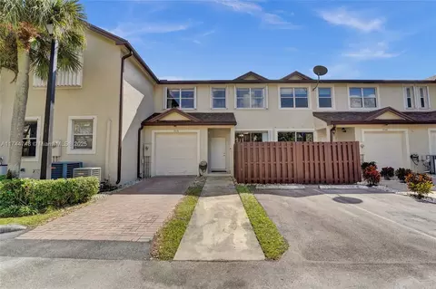 9570 SW 2nd Ct #0, Pembroke Pines, FL 33025