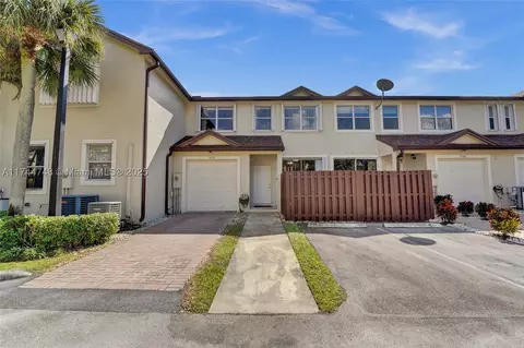 9570 SW 2nd Ct #0, Pembroke Pines, FL 33025