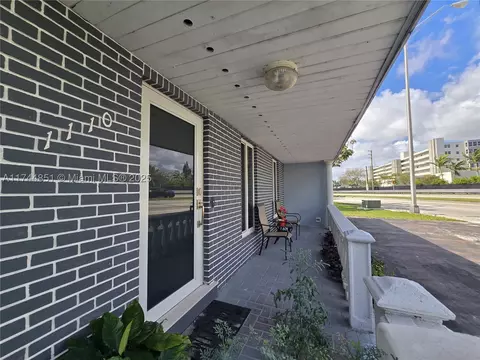 1110 NE 185th St, Miami, FL 33179