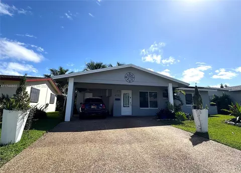 4702 NW 30th Ter, Tamarac, FL 33309