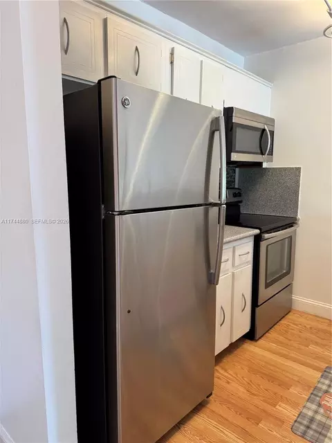 1225 NE 124th St #33A, North Miami, FL 33161