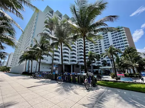 2899 Collins Ave #533, Miami Beach, FL 33140