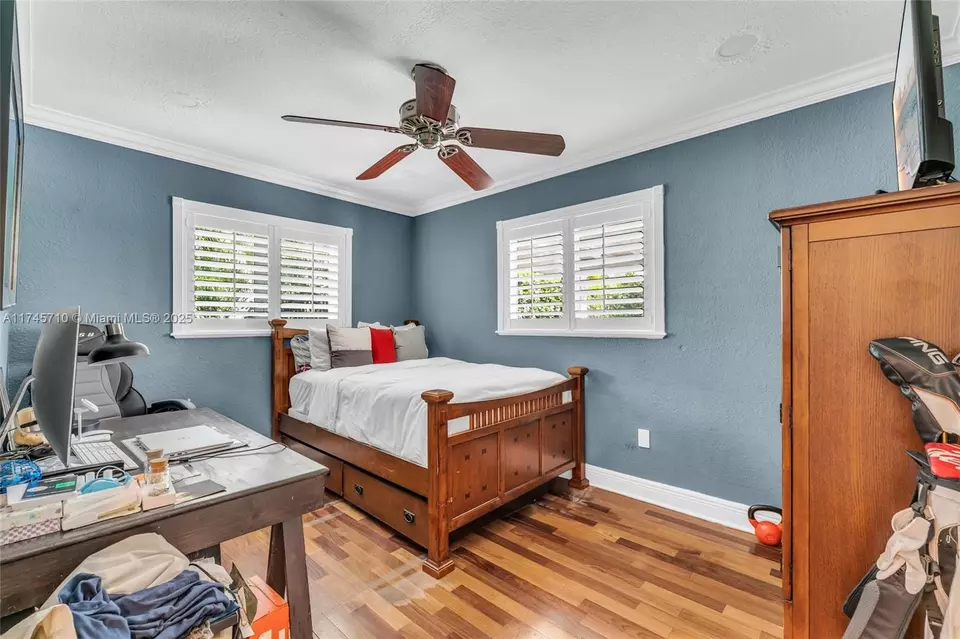 Bedroom - 9020 SW 85th Ter, Miami, FL 33173 photo 6 of 6
