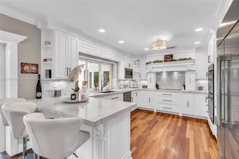 Kitchen - 9020 SW 85th Ter, Miami, FL 33173 photo 1 of 3