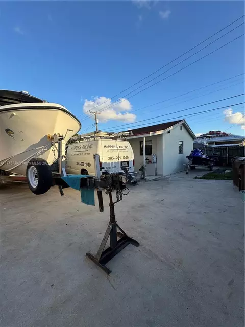 502 E 14th St, Hialeah, FL 33010 photo 18