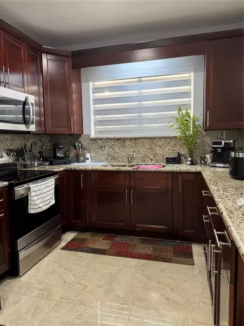502 E 14th St, Hialeah, FL 33010 photo 7